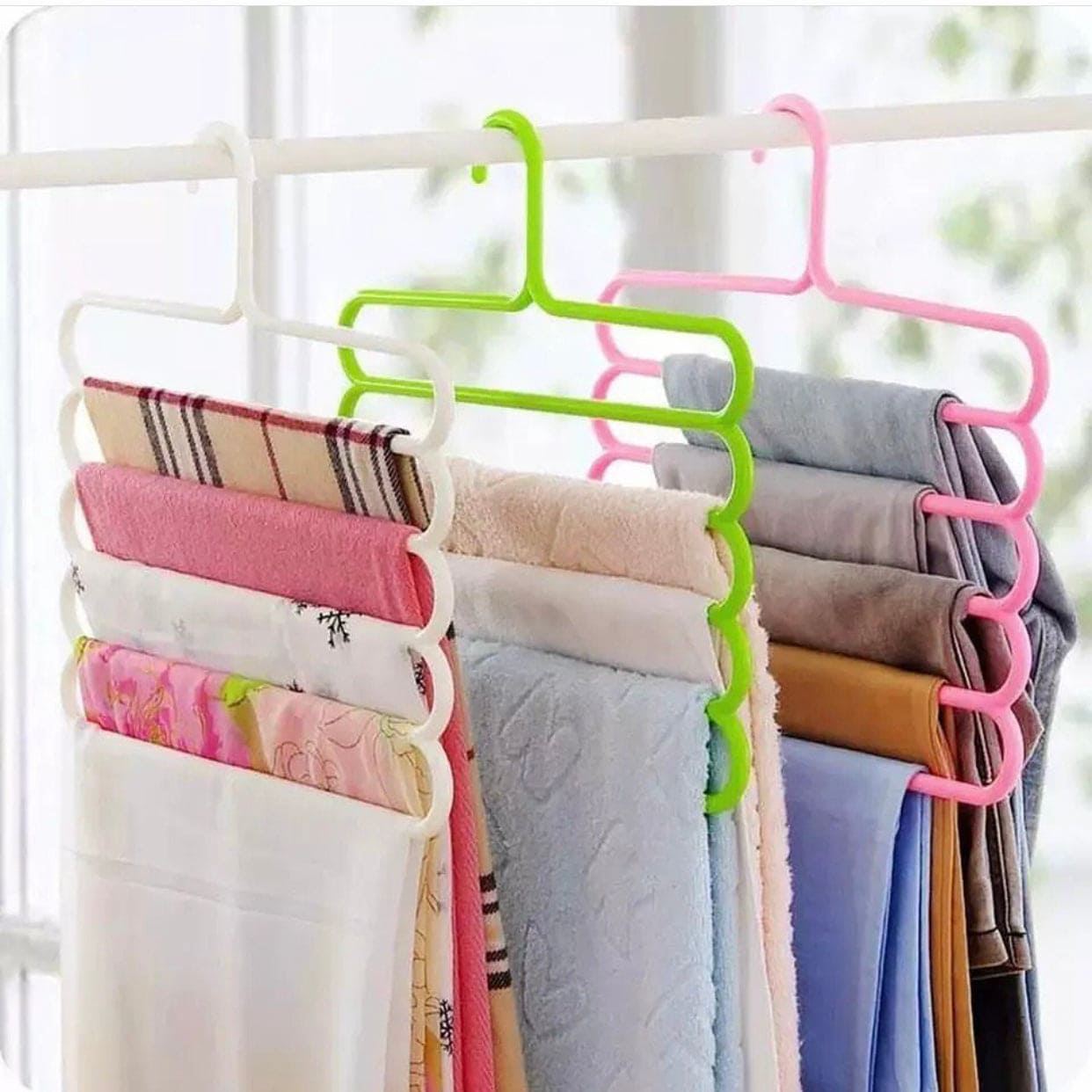 Rainbow Space Saver Hanger - KCShopping