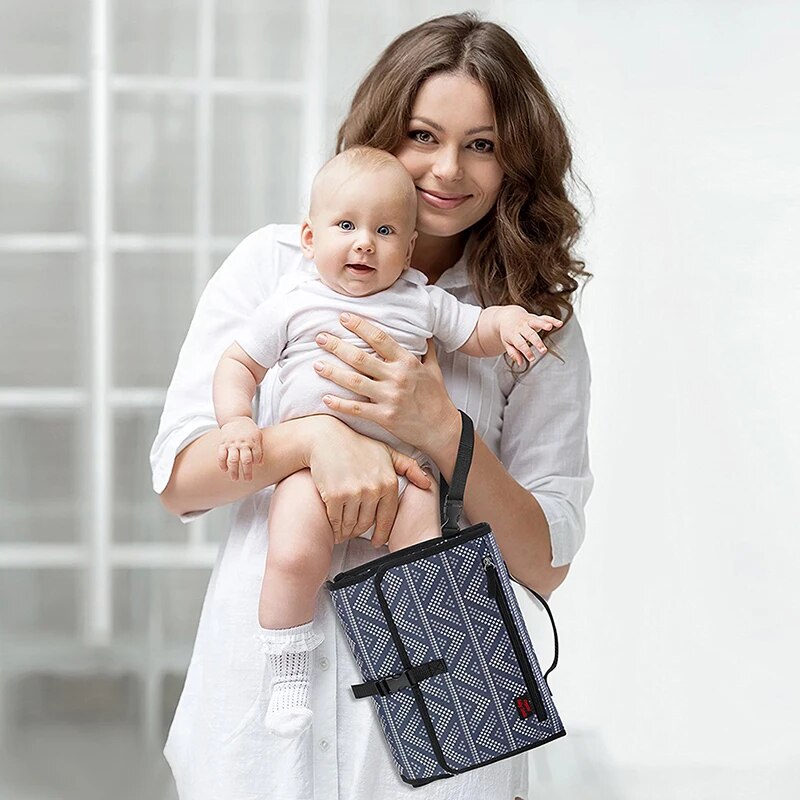 Baby on-the-go: Waterproof Changing Mat - KCShopping
